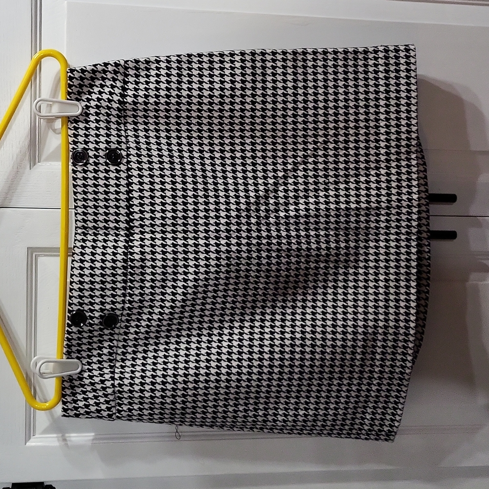 Women's Size 12 Limited Skirt